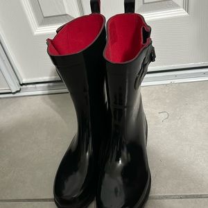 Black rain boots